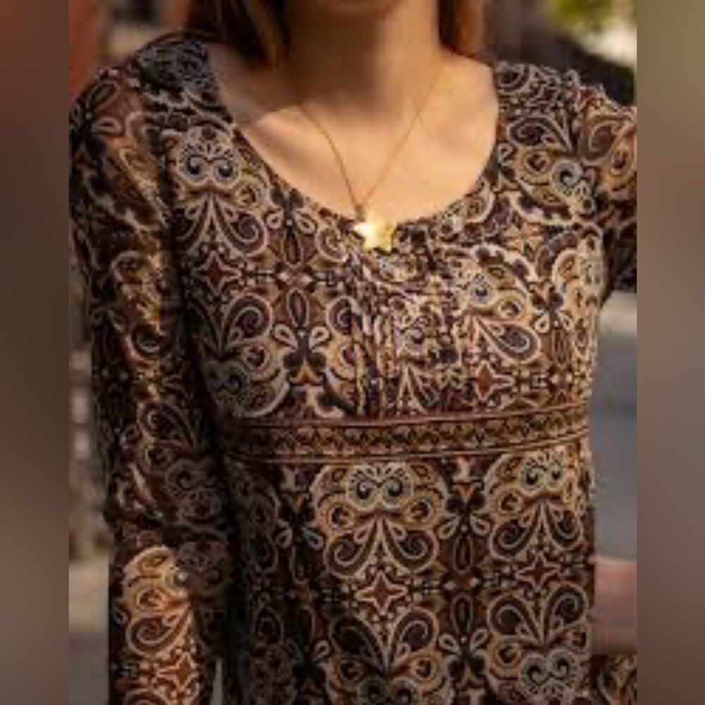 AXCESS Long Sleeved Lined Boho Top with Pleat Detail Brown/Cream Paisley LG